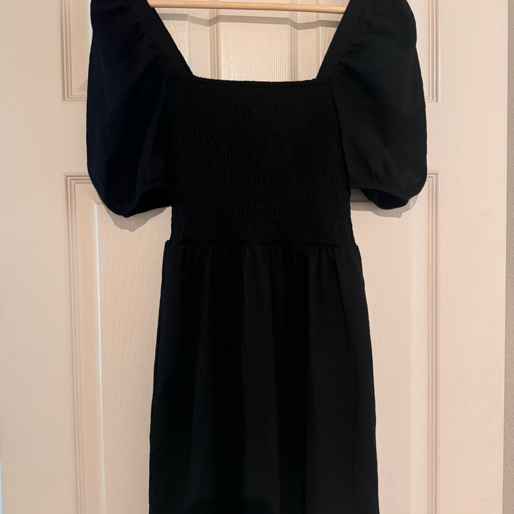 H&M Black Textured Dress